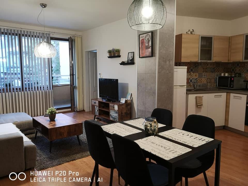 Sea Garden Apartment Idm ヴァルナ エクステリア 写真